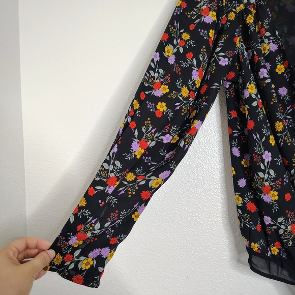 Astr Black Bernadette Style Floral Print Long Sleeve V-Neck Bodysuit Sz S Boho - Picture 6 of 15